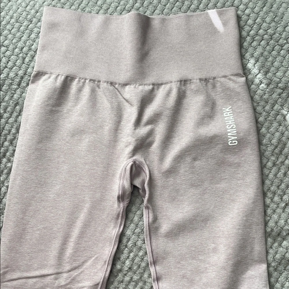 Gymshark Light Purple Leggings - Picture 4 of 5